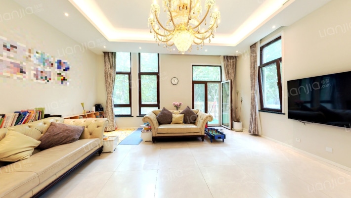 阿凯笛亚庄园二手房实景图