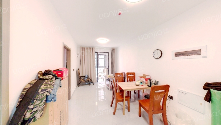 新榕金岚秀山二手房实景图