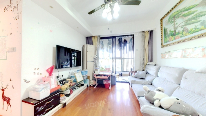 信义嘉庭二期二手房实景图