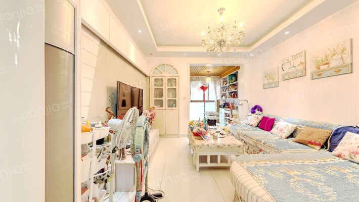 晶宝维吉尼亚二手房实景图