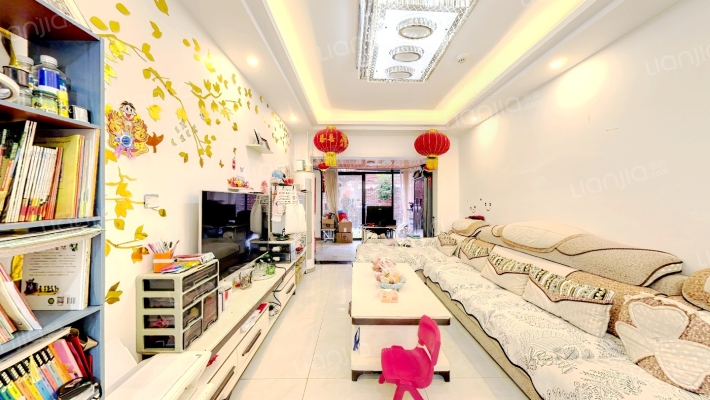 中德英伦联邦B区二手房实景图