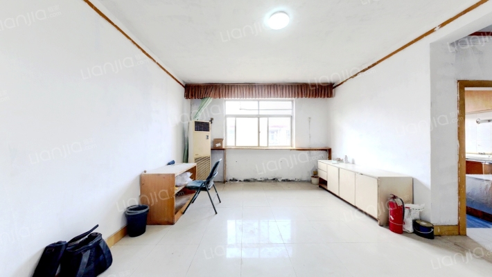 金成中苑二手房实景图