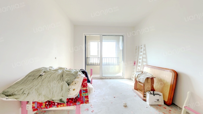 海信红岛府二手房实景图