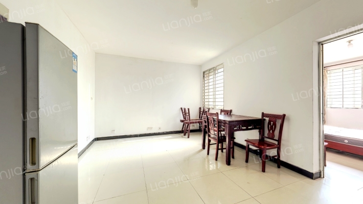 玉成家园二期二手房实景图