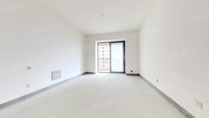 合生财富海景公馆二手房实景图