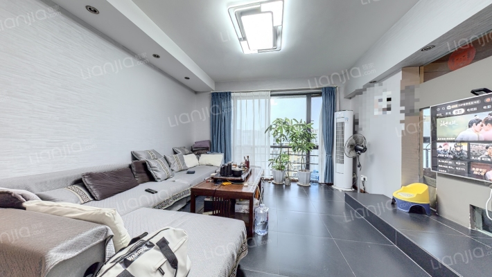 温哥华花园二手房实景图