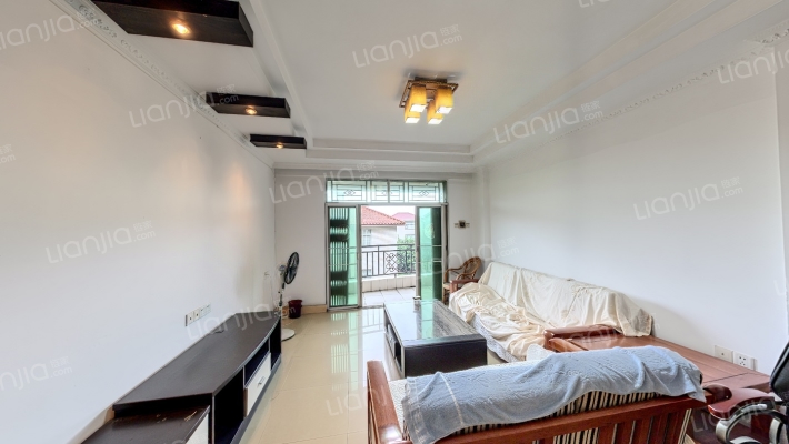 美景花园（港口镇）二手房实景图