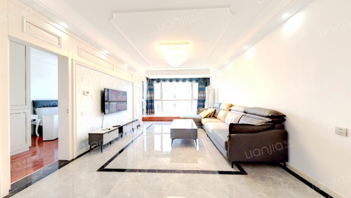 青特赫山二手房实景图