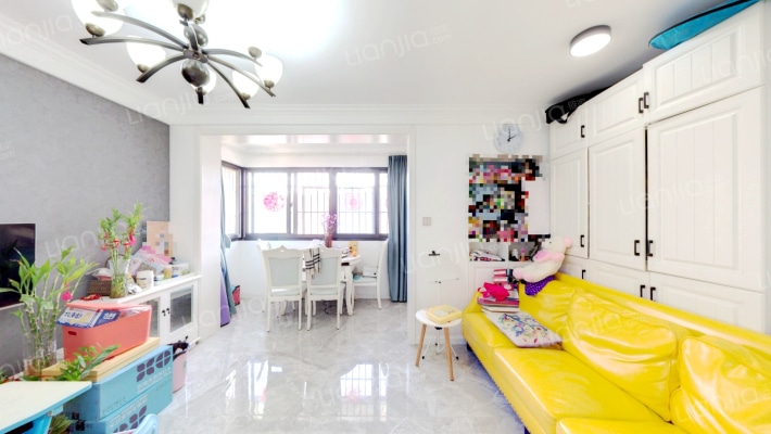 苜蓿新苑二手房实景图