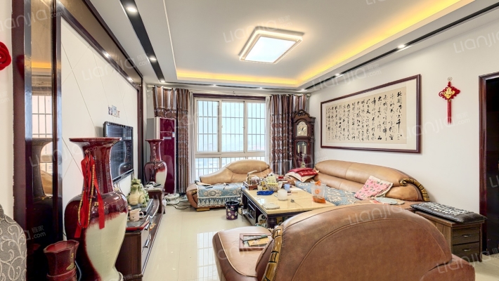 丽水华庭东区二手房实景图