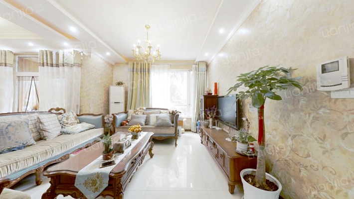 鹏润蓝海C区二手房实景图