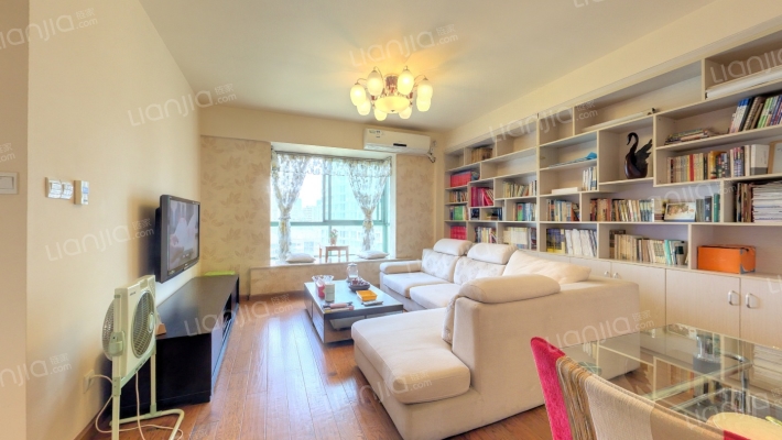 都会风尚二手房实景图