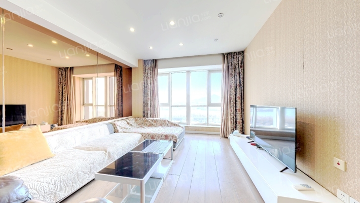 百盛国际大厦二手房实景图