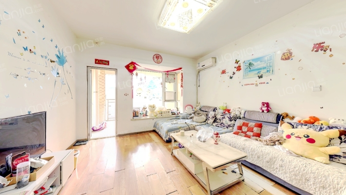 东域龙湾二期二手房实景图