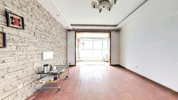 经十西路消防局宿舍二手房实景图