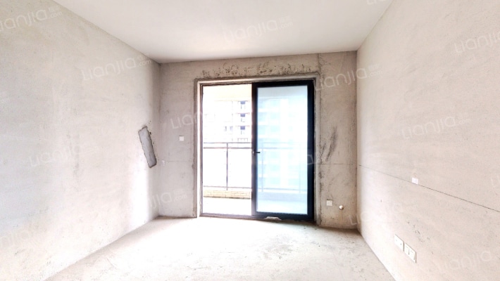 新世纪颐龙湾二手房实景图