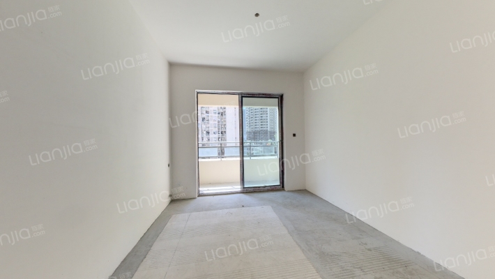 环湖雅居B区C组团二手房实景图