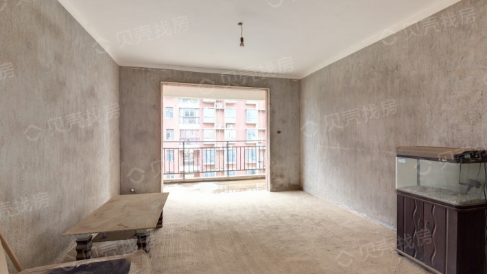 近红谷滩,湖心苑黄家湖小区电梯3房两卫_南昌黄家湖小区二手房3室2厅