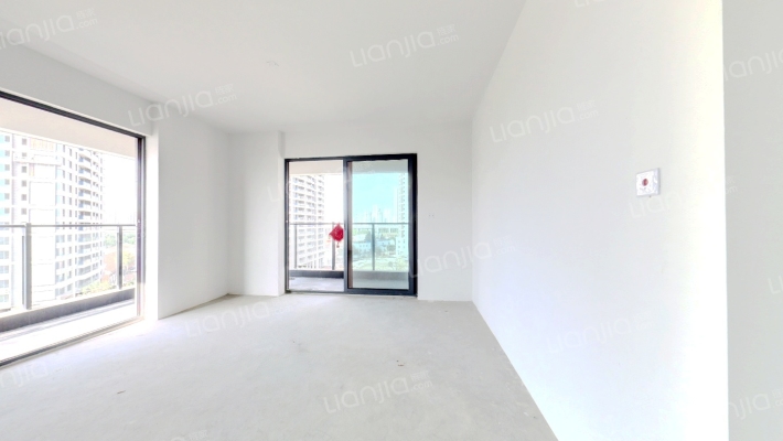 城投联投誉江南二手房实景图