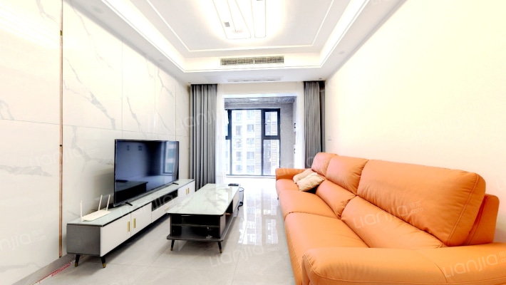 联发龙洲湾一号E区二手房实景图