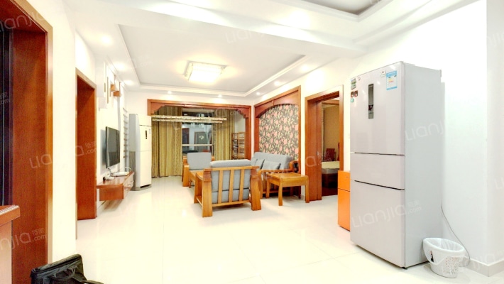 天骄翡翠名都花园二手房实景图