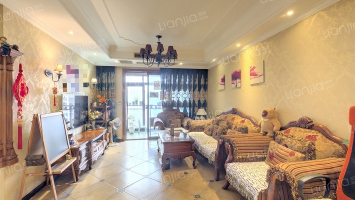 隆鑫天雨方二手房实景图