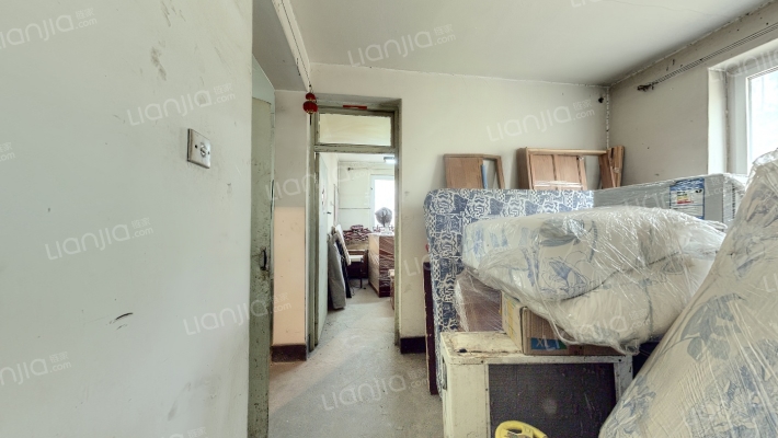 先锋公寓二手房实景图