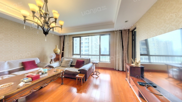 仁恒江湾城一期二手房实景图