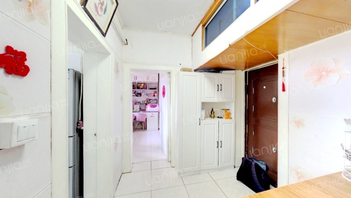 尖岭小区二手房实景图