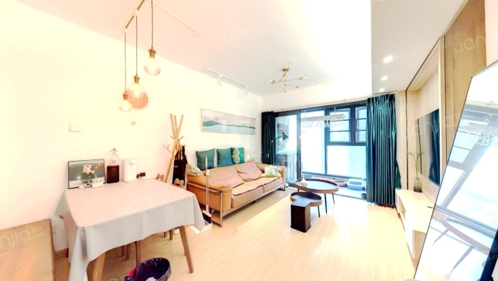 凯旋天玺名庭二手房实景图