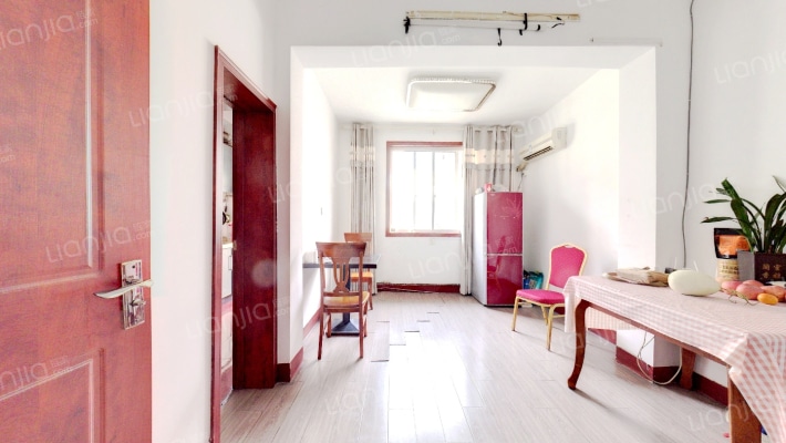 北栅湾东区二手房实景图