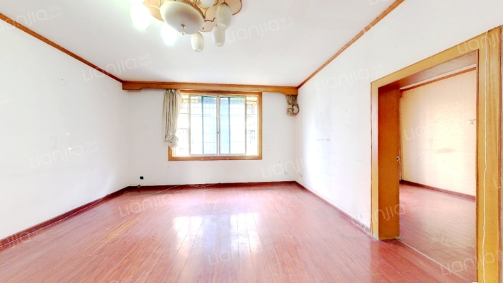 石灰市西巷8号二手房实景图