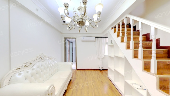 鸥波港湾二手房实景图