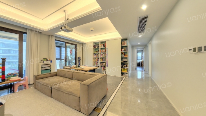 葛洲坝招商紫郡兰园南区二手房实景图