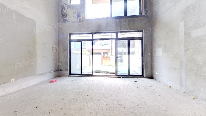 万科五龙山蓝山别墅二手房实景图