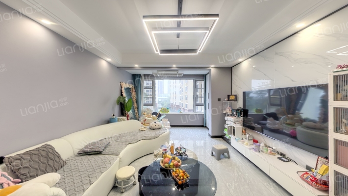 白鹤一号二手房实景图