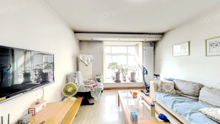 华清家园二手房实景图