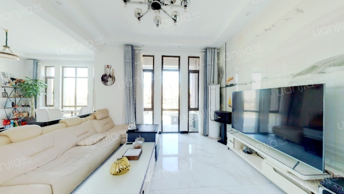 中海国际公园城鸣湖苑二手房实景图