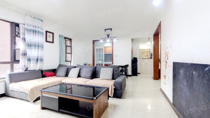 德商华府天骄二手房实景图