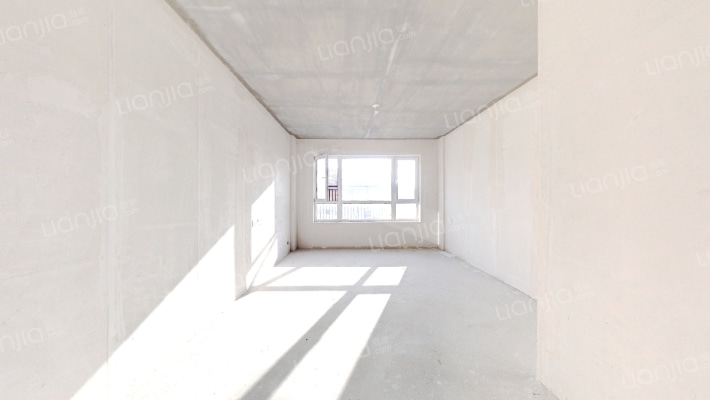 保利罗兰A4区二手房实景图