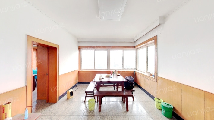 路灯大厦二手房实景图