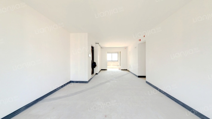 昱湖壹号萃峯二手房实景图