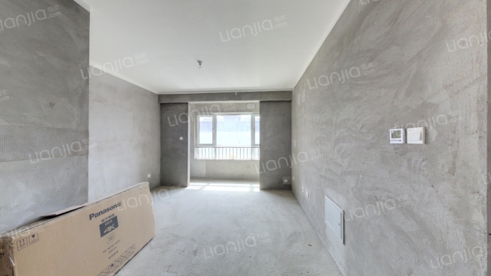 华远栖塘二手房实景图