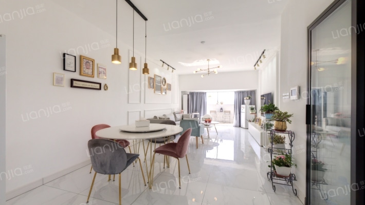 信义嘉御山二手房实景图