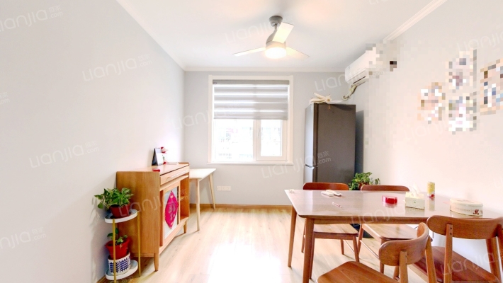 安居苑东村二手房实景图