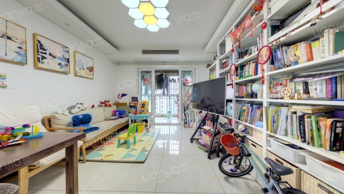 威尼斯水城第十二街区二手房实景图