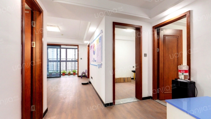 御江壹品青山印二手房实景图