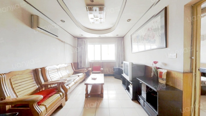 玉沙路143号院二手房实景图