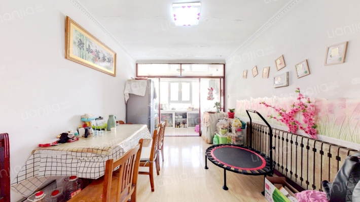 铁西小学二手房实景图