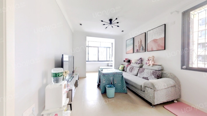 威清路二手房实景图